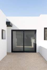 img0