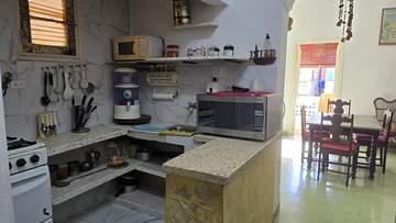 img2